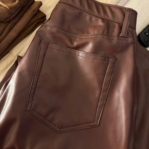 NWT Abercrombie Curve Love Vegan Leather 90s Straight Pants